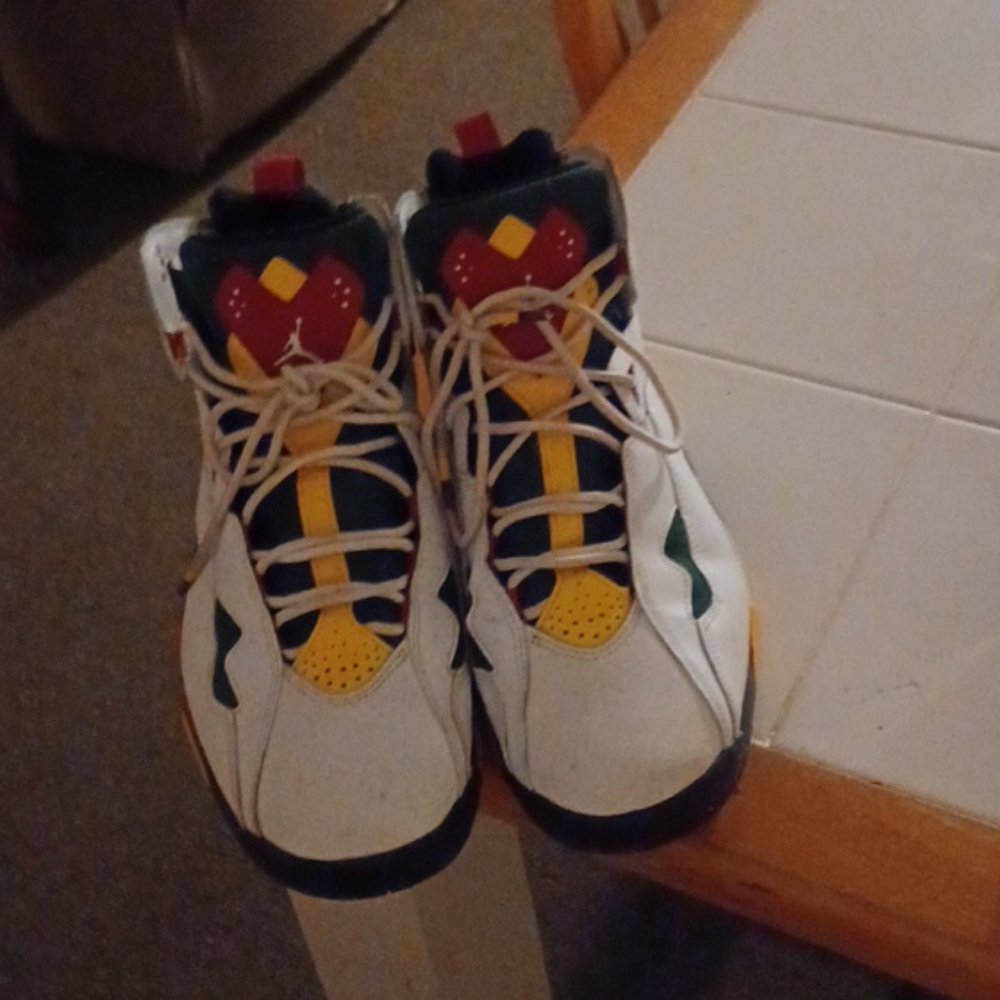 Sneakers